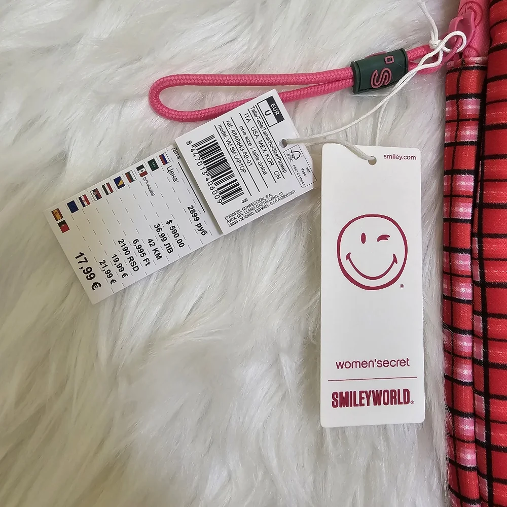 New Smiley World Women'secret Laptop Case